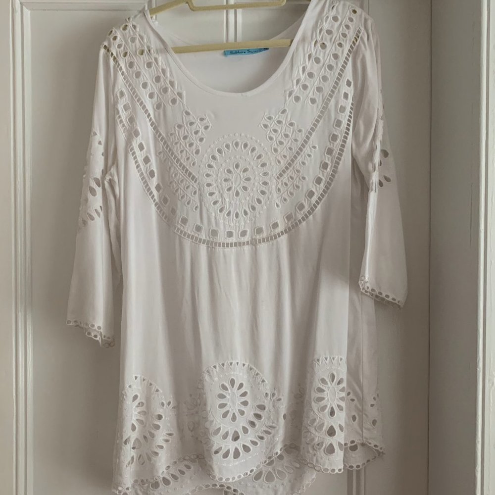 Solitaire Swim White Beach Coverup Size Medium